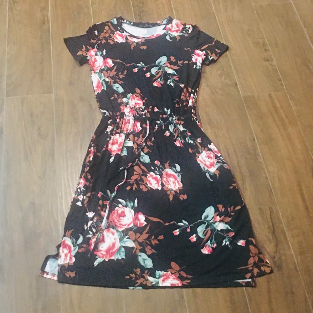 Black Floral Dress Women’s size Medium